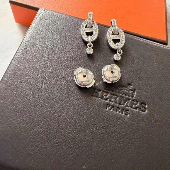 NEW! RARE✨HERMÈS 18K White Gold Chaine d'Ancre Enchainee Diamond Small Earrings - Picture 7 of 9